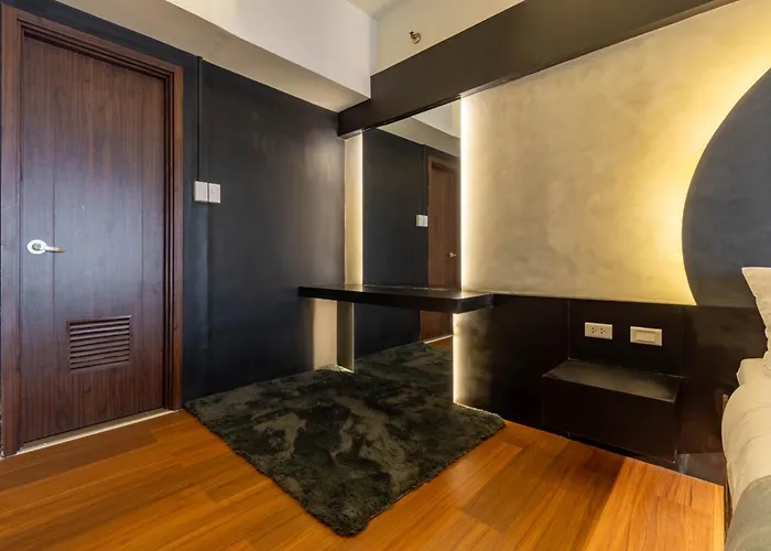 Stunning View Loft Type 1 Bedroom In Circulo Near Bridgetowne, Eastwood Fast Wi-fi Apartment Manila